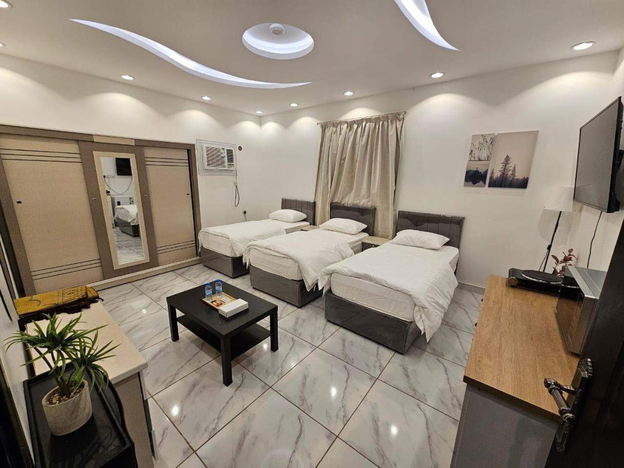 Comfortable & Big Family Apartments 10Mins Drive To Al-Masjid -Nabawi - Nozol Noor 2 Medina Exterior photo